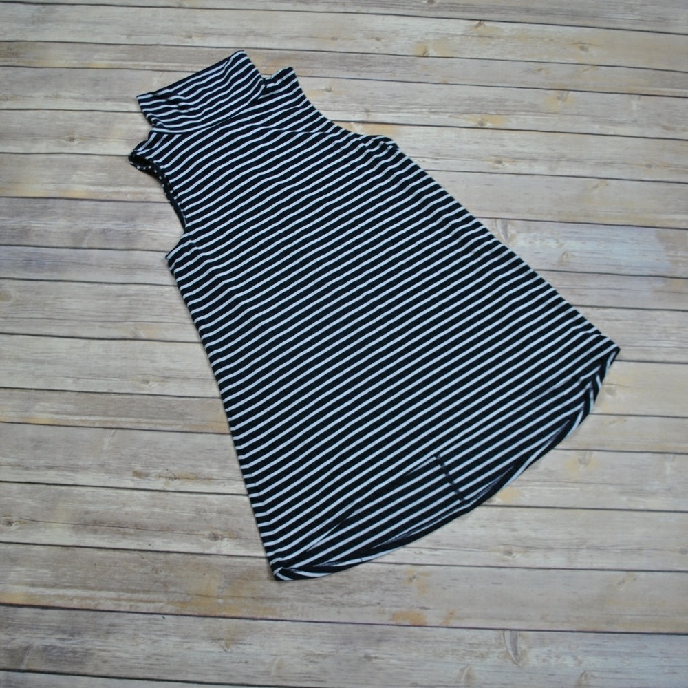 Athleta Black and White Striped Sleeveless Tank